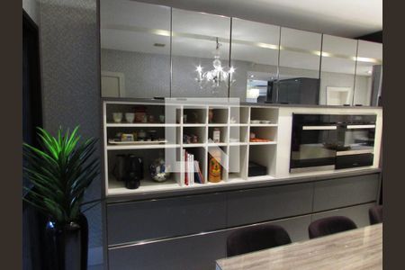 Apartamento à venda com 280m², 4 quartos e 4 vagasCozinha