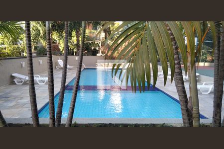 Apartamento à venda com 280m², 4 quartos e 4 vagasÁrea comum - Piscina