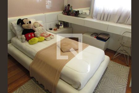 Apartamento à venda com 280m², 4 quartos e 4 vagasSuíte 1