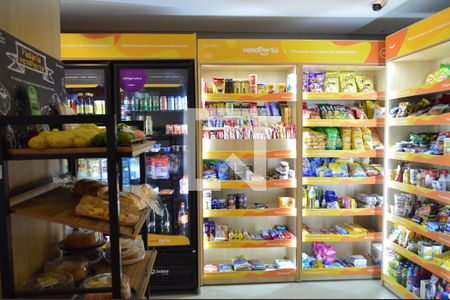 Apartamento para alugar com 33m², 2 quartos e sem vagaMini Mercado