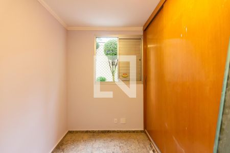 Quarto 2 de apartamento à venda com 2 quartos, 50m² em Quitaúna, Osasco