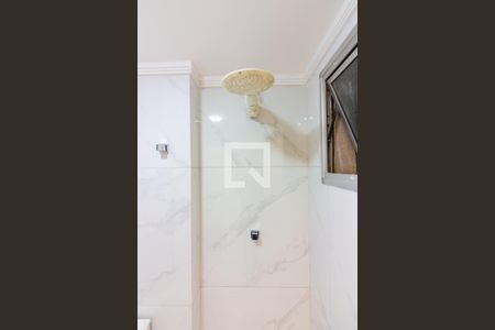 Banheiro de apartamento à venda com 2 quartos, 50m² em Quitaúna, Osasco