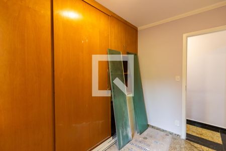 Quarto 2 de apartamento à venda com 2 quartos, 50m² em Quitaúna, Osasco