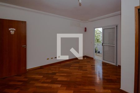 Casa à venda com 634m², 4 quartos e 5 vagasSuíte 3