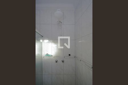 Casa à venda com 634m², 4 quartos e 5 vagasBanheiro da Suíte 2