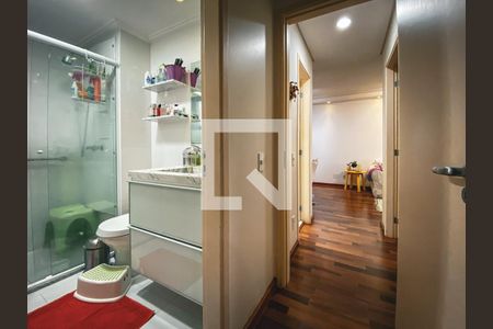 Corredor de apartamento para alugar com 2 quartos, 58m² em Jardim Bonfiglioli, São Paulo