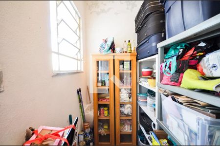 Apartamento à venda com 80m², 2 quartos e sem vaga Apartamento à venda com 80m², 2 quartos e sem vagaQuarto de Serviço