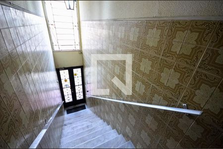 Apartamento à venda com 80m², 2 quartos e sem vaga Apartamento à venda com 80m², 2 quartos e sem vagaHall