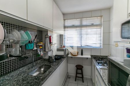 Apartamento à venda com 121m², 4 quartos e 2 vagas Apartamento à venda com 121m², 4 quartos e 2 vagasCozinha