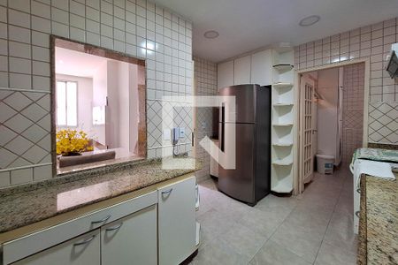 Apartamento à venda com 80m², 2 quartos e 1 vagaCozinha