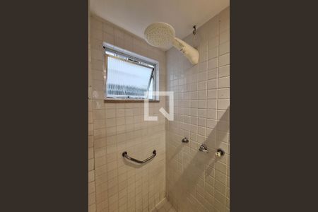 Apartamento à venda com 80m², 2 quartos e 1 vagaBanheiro da Suíte