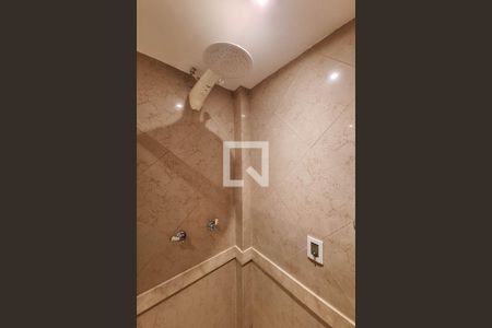 Apartamento à venda com 80m², 2 quartos e 1 vagaBanheiro Social