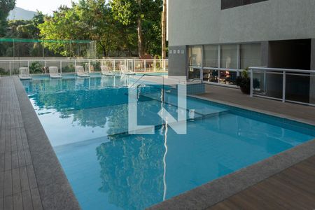 Apartamento para alugar com 68m², 2 quartos e 1 vagaÁrea comum - Piscina