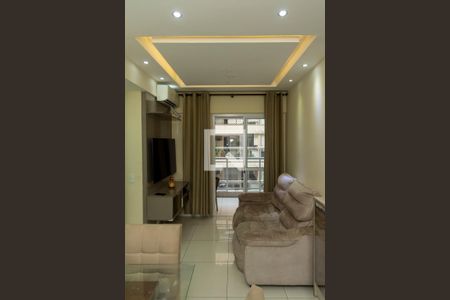 Sala de apartamento para alugar com 2 quartos, 68m² em Taquara, Rio de Janeiro