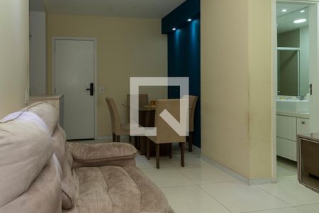 Sala de apartamento para alugar com 2 quartos, 68m² em Taquara, Rio de Janeiro