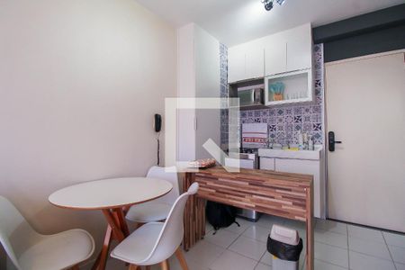 Sala/Cozinha de apartamento para alugar com 1 quarto, 31m² em Brás, São Paulo