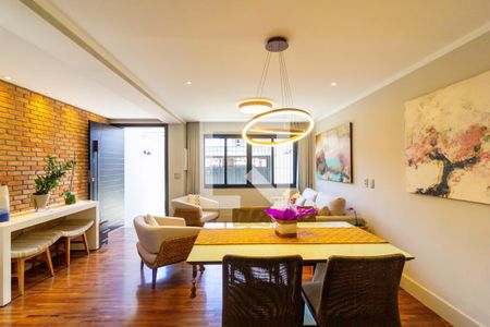 Sala de casa à venda com 3 quartos, 180m² em Campo Belo, São Paulo