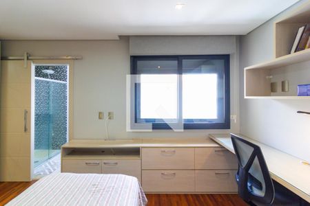 Suíte 1 de casa à venda com 3 quartos, 180m² em Campo Belo, São Paulo