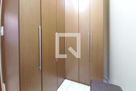 Casa à venda com 162m², 3 quartos e 4 vagas Casa à venda com 162m², 3 quartos e 4 vagasCloset da suíte