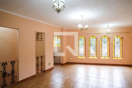 Sala de casa para alugar com 3 quartos, 506m² em Santa Maria, São Caetano do Sul