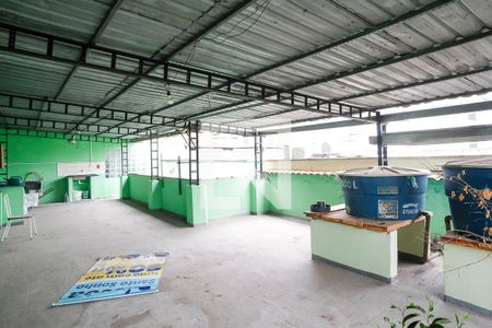 Área de serviço de casa para alugar com 3 quartos, 506m² em Santa Maria, São Caetano do Sul