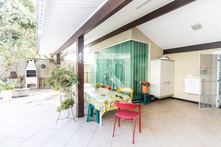 Casa à venda com 700m², 4 quartos e 8 vagasÁrea Externa