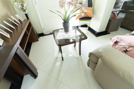 Casa à venda com 700m², 4 quartos e 8 vagasSala 2