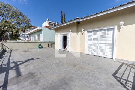 Casa à venda com 700m², 4 quartos e 8 vagasÁrea Externa