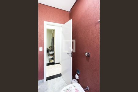 Casa à venda com 700m², 4 quartos e 8 vagasLavabo