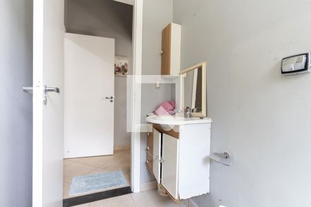 Casa à venda com 700m², 4 quartos e 8 vagasCasa 2 banheiro