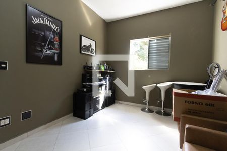 Casa à venda com 700m², 4 quartos e 8 vagasCasa 2 quarto 