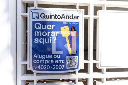 Casa à venda com 700m², 4 quartos e 8 vagasPlaca