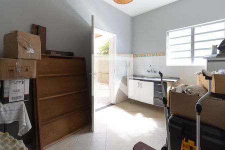 Casa à venda com 700m², 4 quartos e 8 vagasCasa 2 sala/cozinha