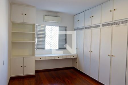 Quarto 1 de casa à venda com 2 quartos, 218m² em Cipava, Osasco