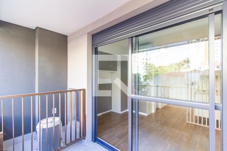 Varanda de kitnet/studio para alugar com 1 quarto, 26m² em Perdizes, São Paulo