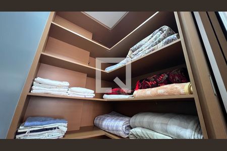 Apartamento à venda com 151m², 3 quartos e 2 vagasCloset da suíte