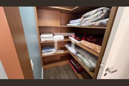 Apartamento à venda com 151m², 3 quartos e 2 vagasCloset da suíte
