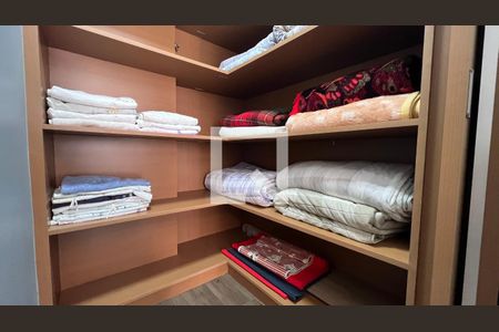 Apartamento à venda com 151m², 3 quartos e 2 vagasCloset da suíte