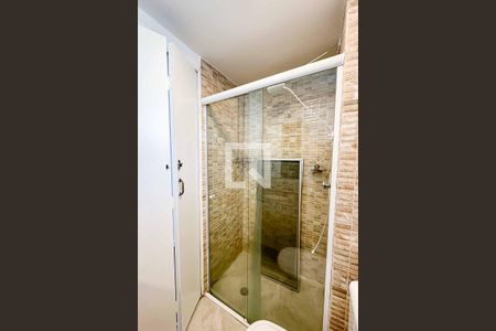 Apartamento à venda com 80m², 3 quartos e 1 vaga Apartamento à venda com 80m², 3 quartos e 1 vagaBanheiro 2