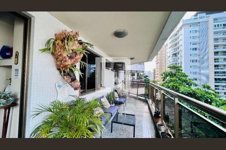 Apartamento à venda com 3 quartos, 143m² em Icaraí, Niterói