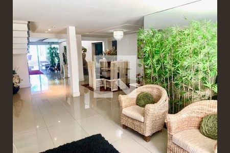 Casa à venda com 6 quartos, 602m² em Camboinhas, Niterói