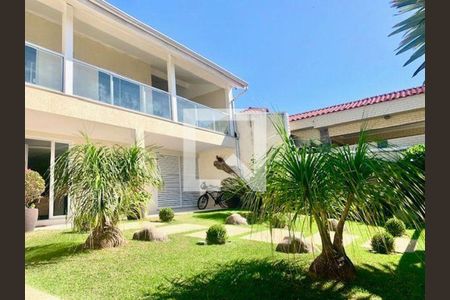 Casa à venda com 6 quartos, 602m² em Camboinhas, Niterói