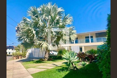 Casa à venda com 6 quartos, 602m² em Camboinhas, Niterói