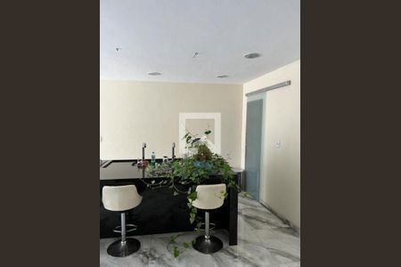 Casa à venda com 8 quartos, 510m² em Icaraí, Niterói