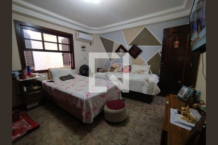 Casa à venda com 4 quartos, 577m² em Piratininga, Niterói