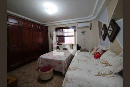 Casa à venda com 4 quartos, 577m² em Piratininga, Niterói