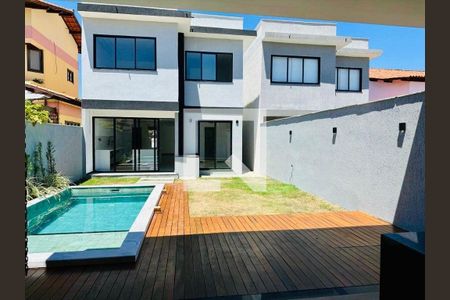 Casa à venda com 4 quartos, 245m² em Camboinhas, Niterói