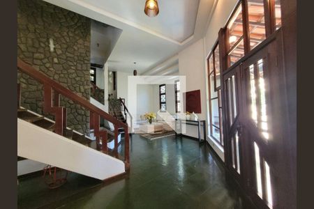 Casa à venda com 4 quartos, 608m² em São Francisco, Niterói