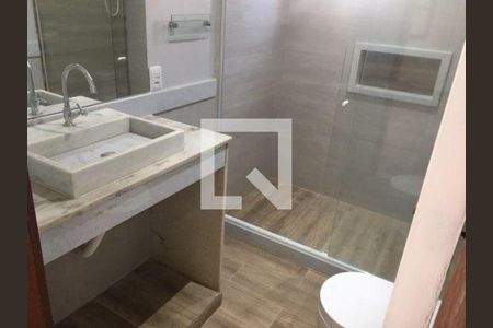 Casa à venda com 3 quartos, 400m² em Piratininga, Niterói