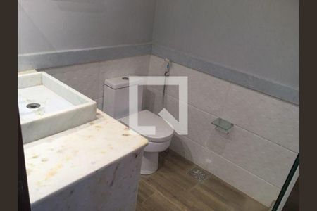 Casa à venda com 3 quartos, 400m² em Piratininga, Niterói